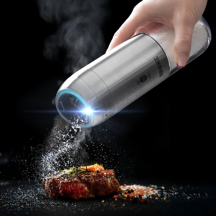 Duronic salt and pepper grinder seasoning food to perfection