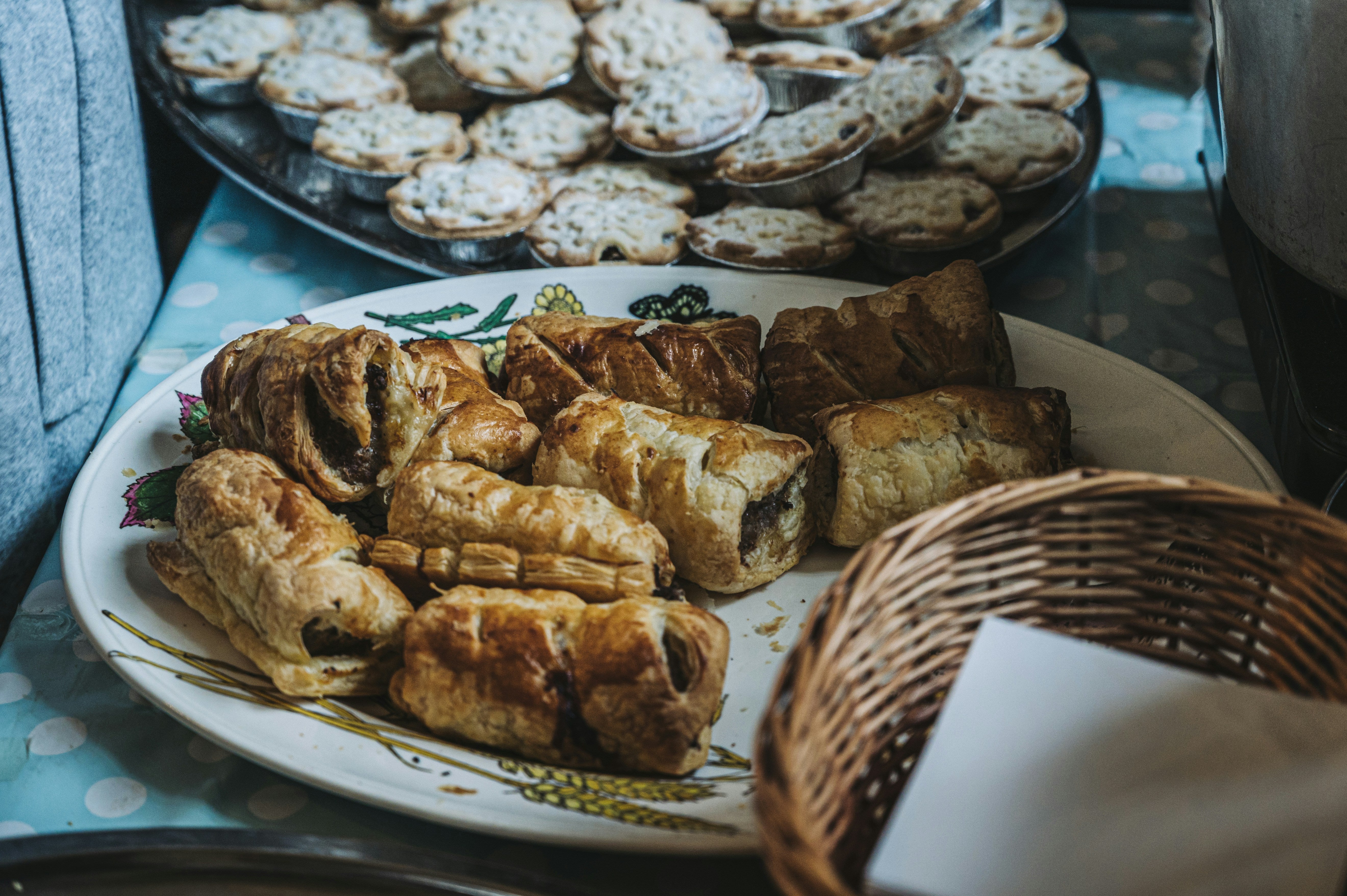 sausage rolls made in the duronic air fryer