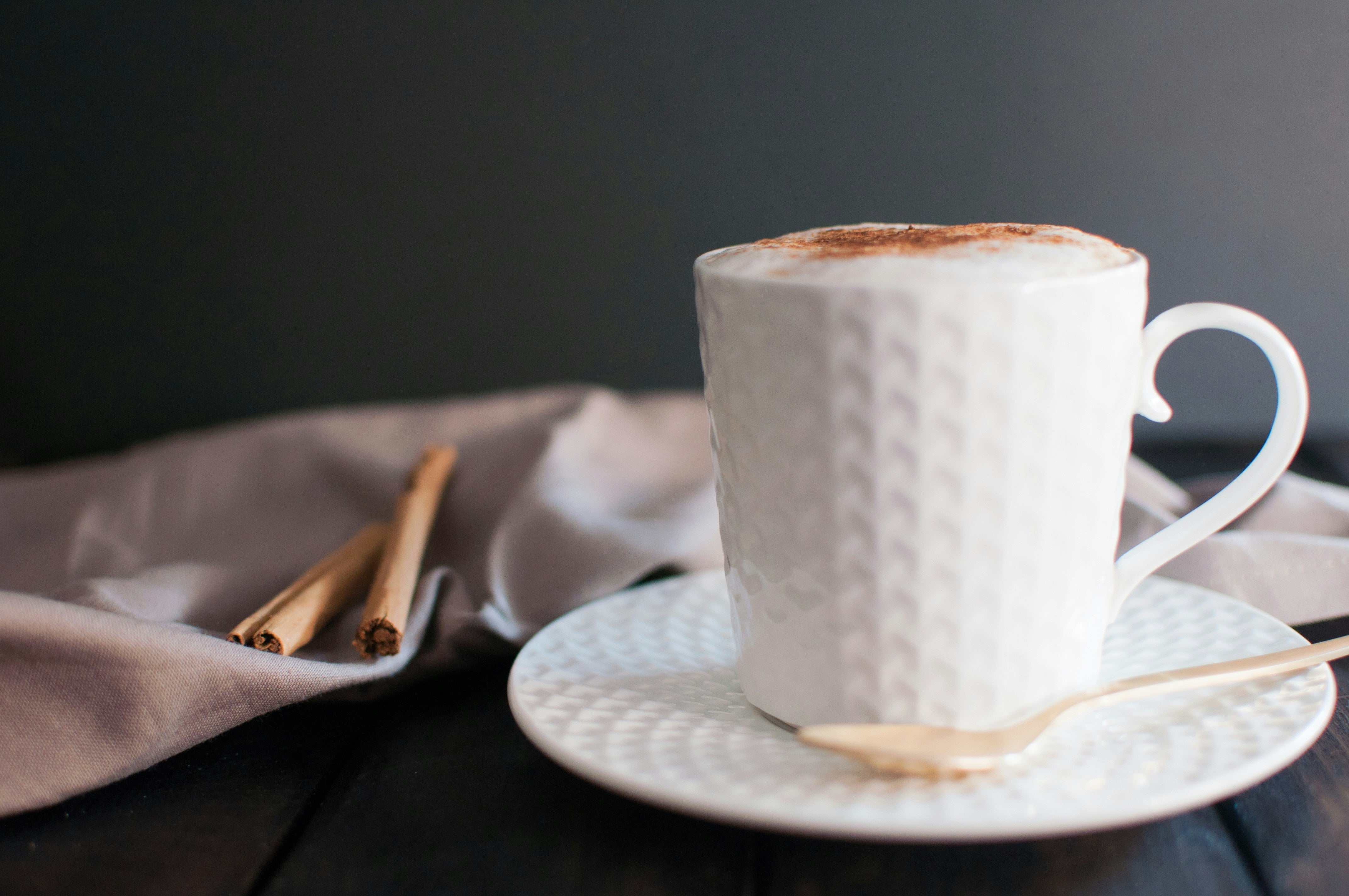 Delicious frothy hot chocolate made using the Duronic MF500 electric milk frother