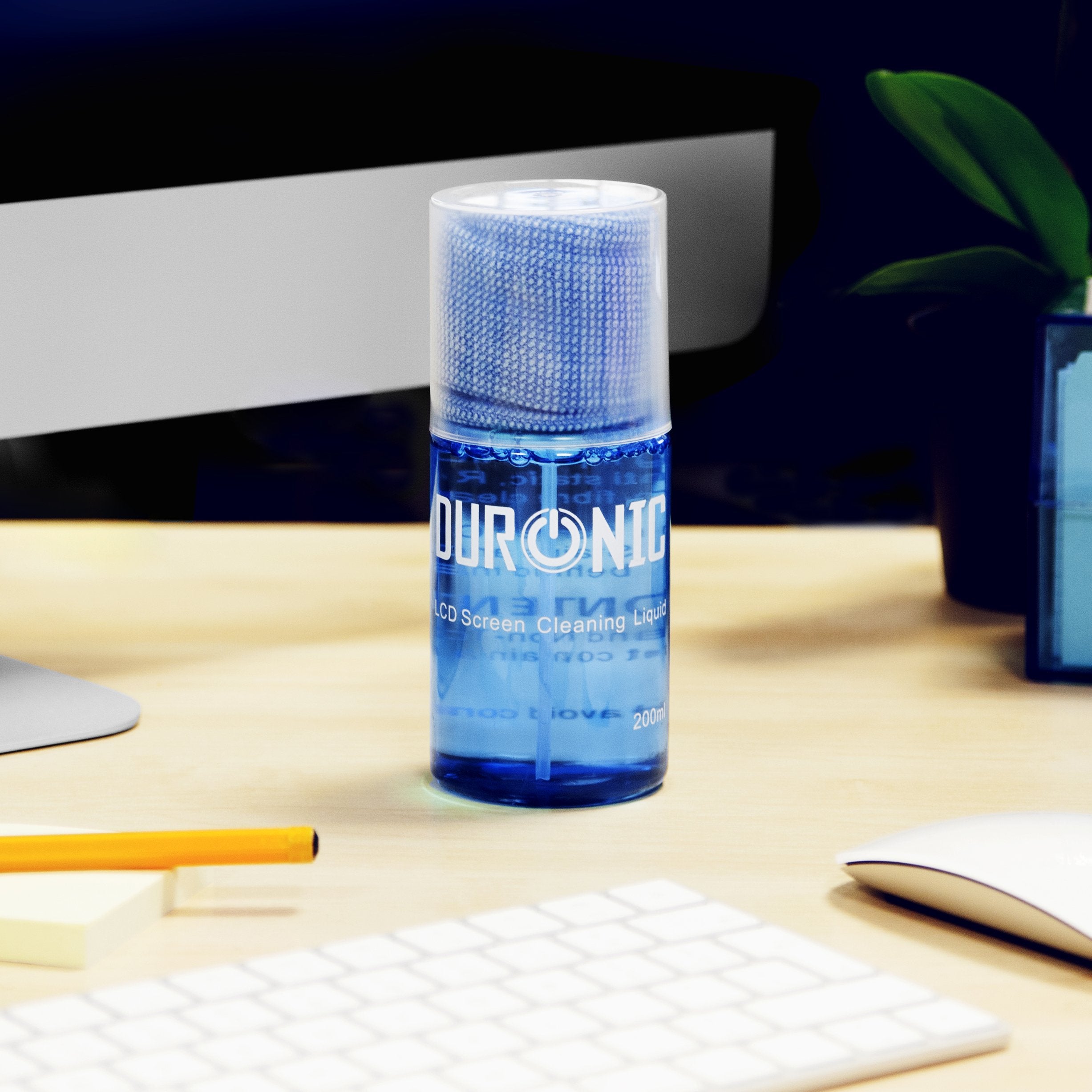 Duronic Screen Cleaner with microfiber cloth on a wooden desk.